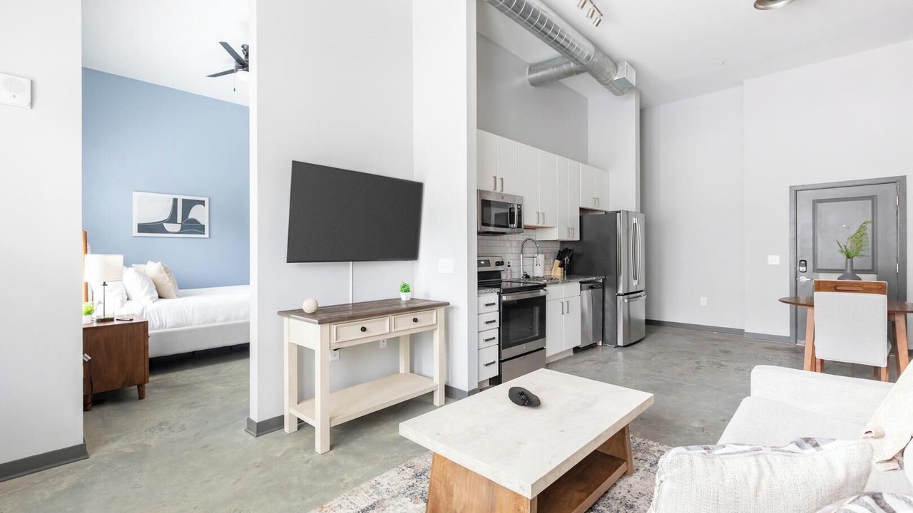 Photo of Livingroom in Northwest Pensacola