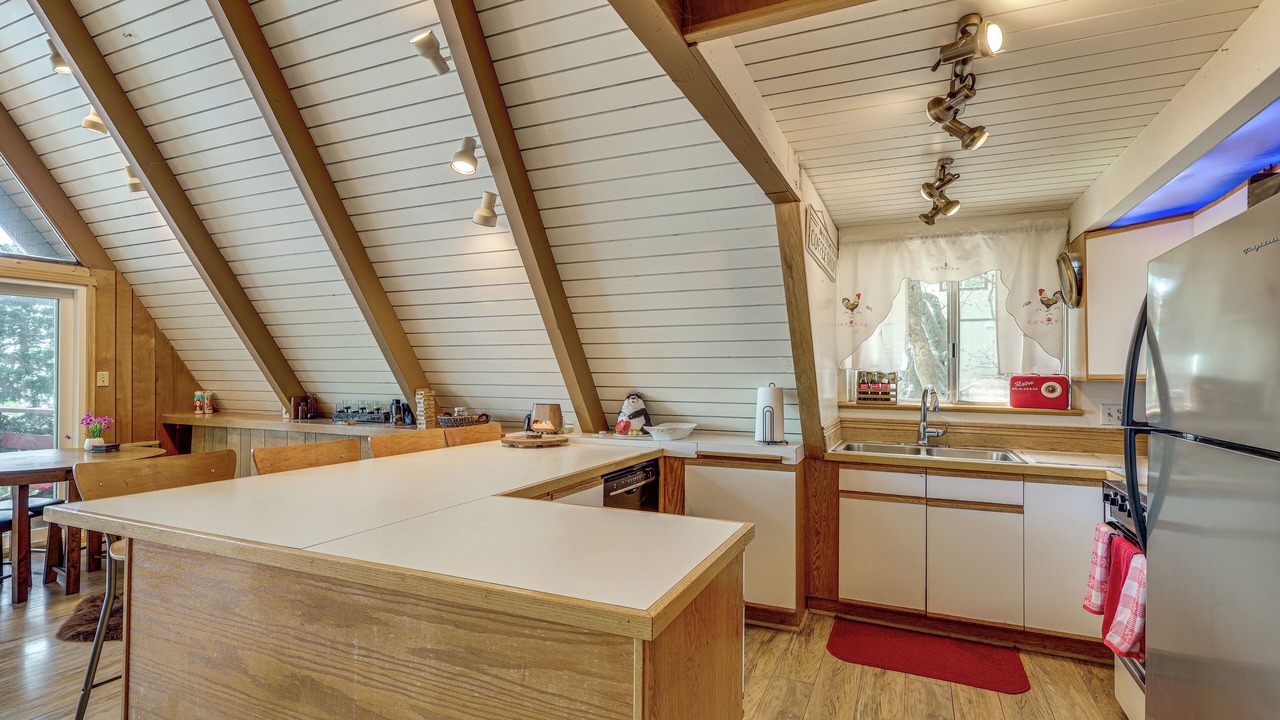 Photo of Kitchen in Running Springs