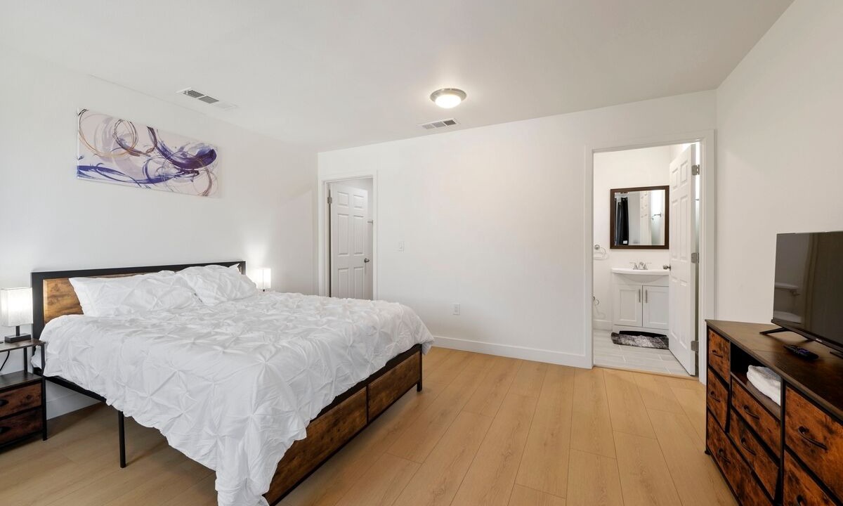 Photo of Bedroom in Los Angeles