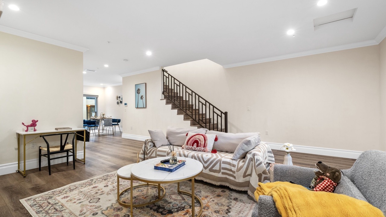 Photo of Livingroom in Pasadena