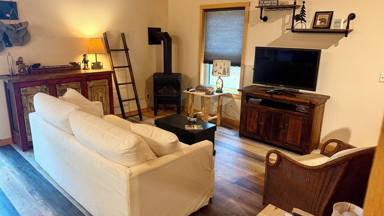 Photo of Livingroom in North New Portland