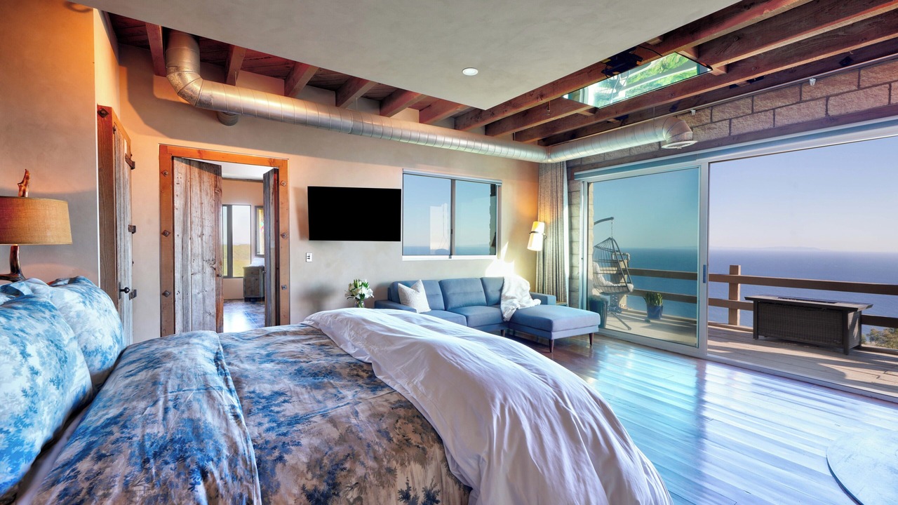 Photo of Bedroom in Central Malibu