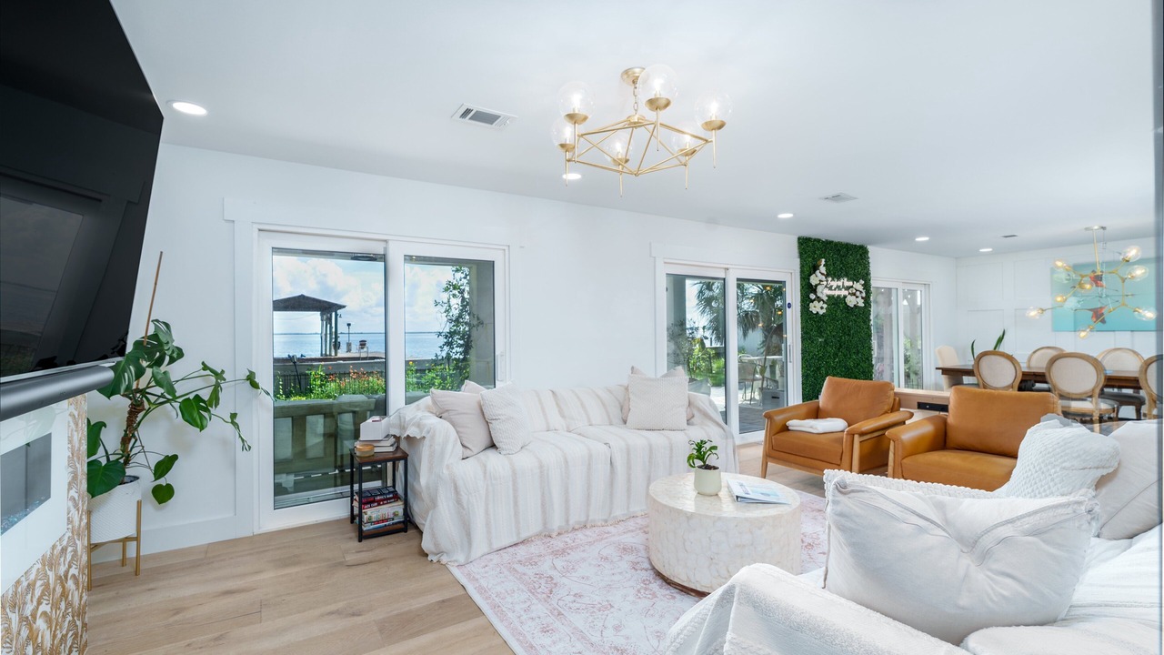 Photo of Livingroom in Walton County