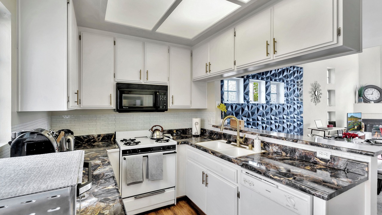 Photo of Kitchen in Sherman Oaks