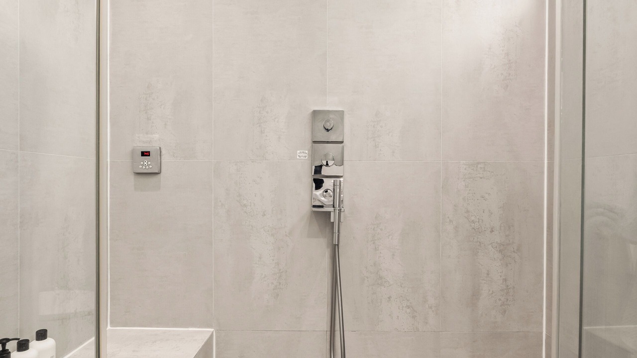 Photo of Bathroom in Sherman Oaks