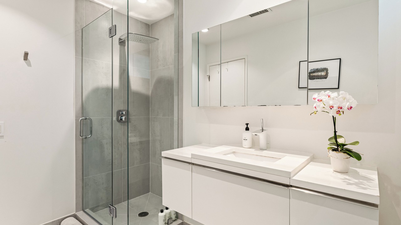 Photo of Bathroom in Sherman Oaks