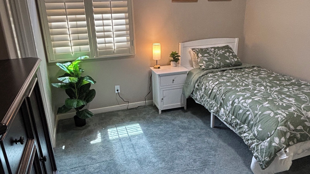 Photo of Bedroom in Cypress Village