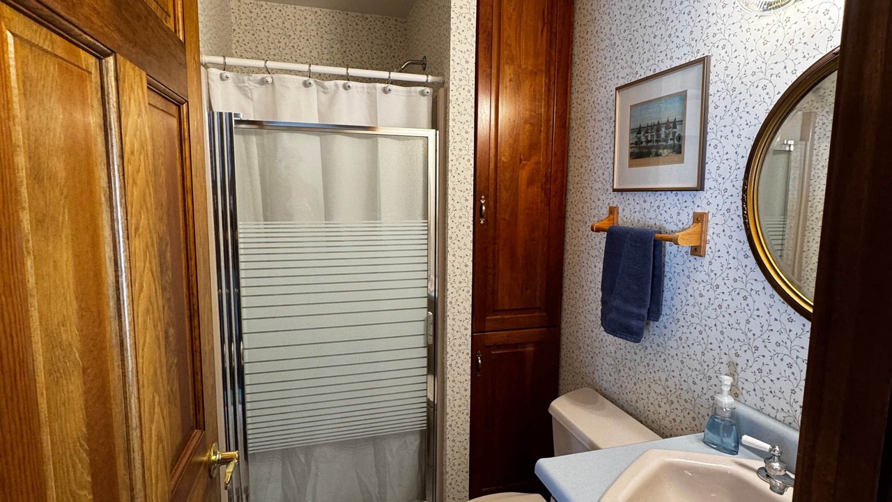 Photo of Bathroom in Purgatory