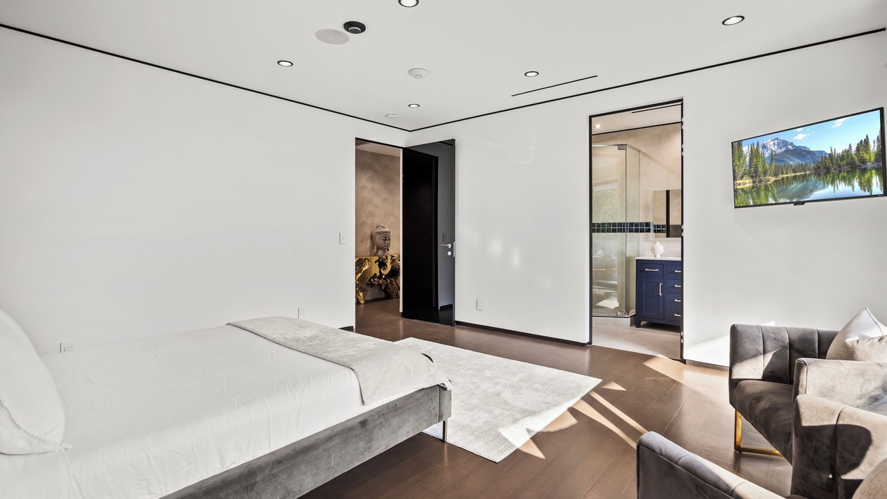 Photo of Bedroom in Elysian Heights