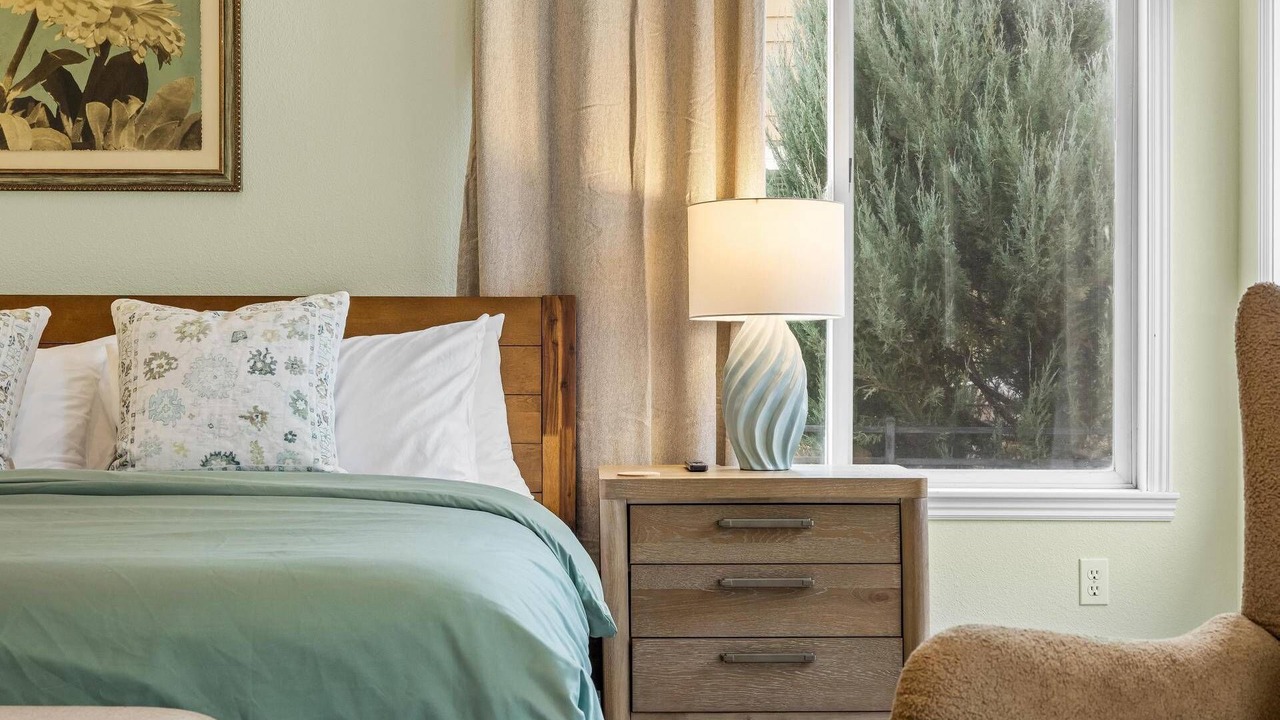 Photo of Bedroom in Eagle