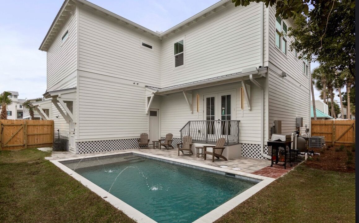 Photo of Outdoor in Crystal Shores