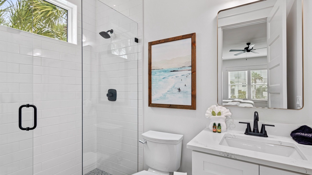 Photo of Bathroom in Crystal Shores