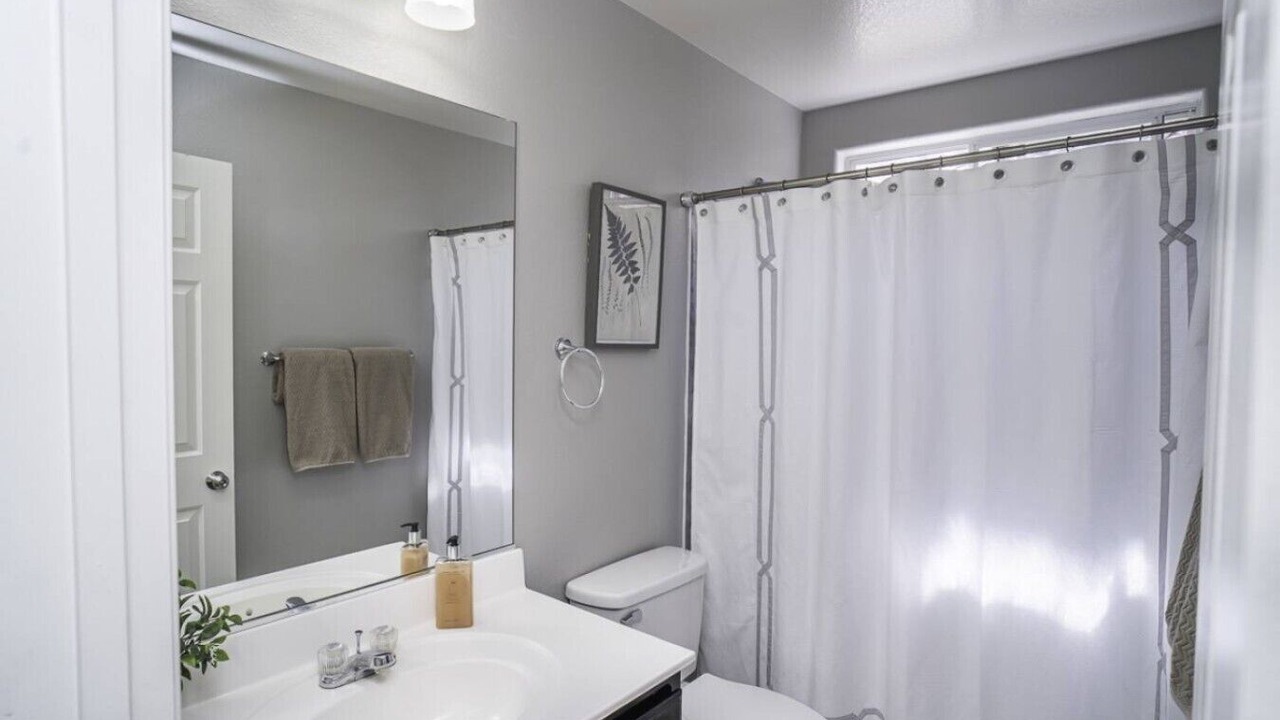 Photo of Bathroom in Rhodes Ranch