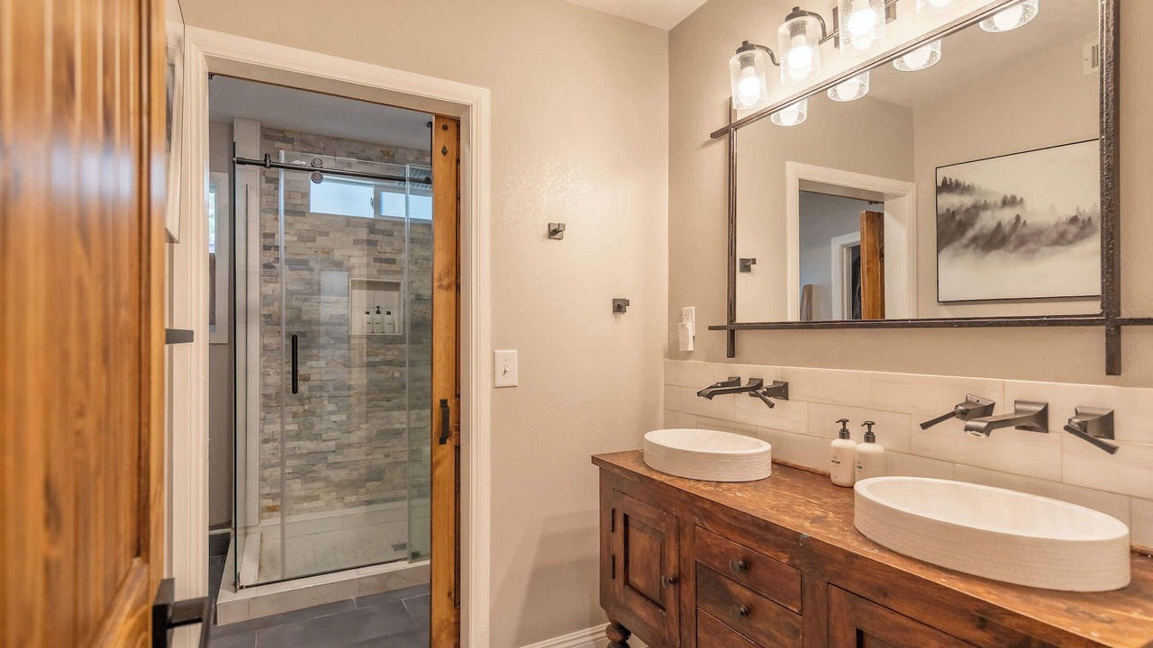 Photo of Bathroom in Boulder Bay