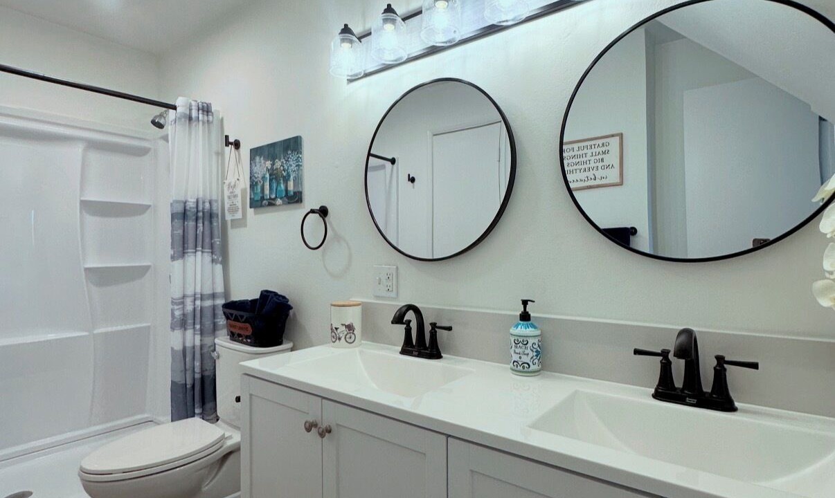 Photo of Bathroom in Homer