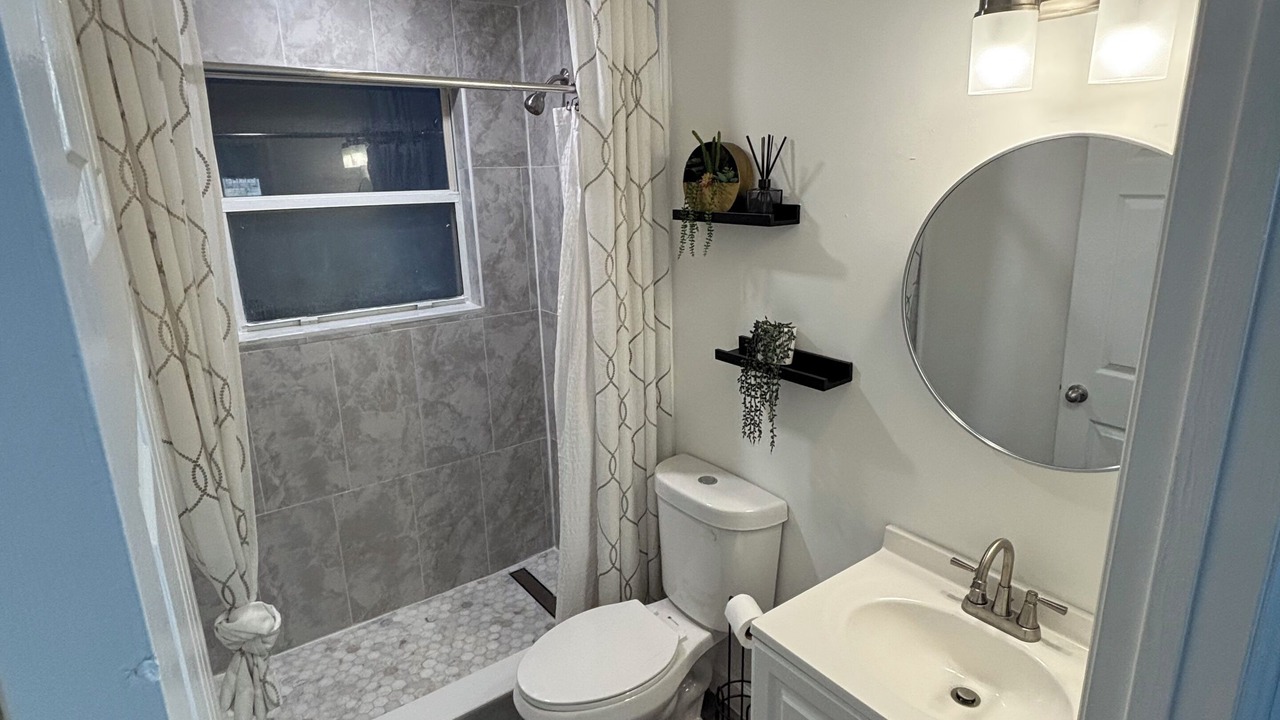 Photo of Bathroom in Northside