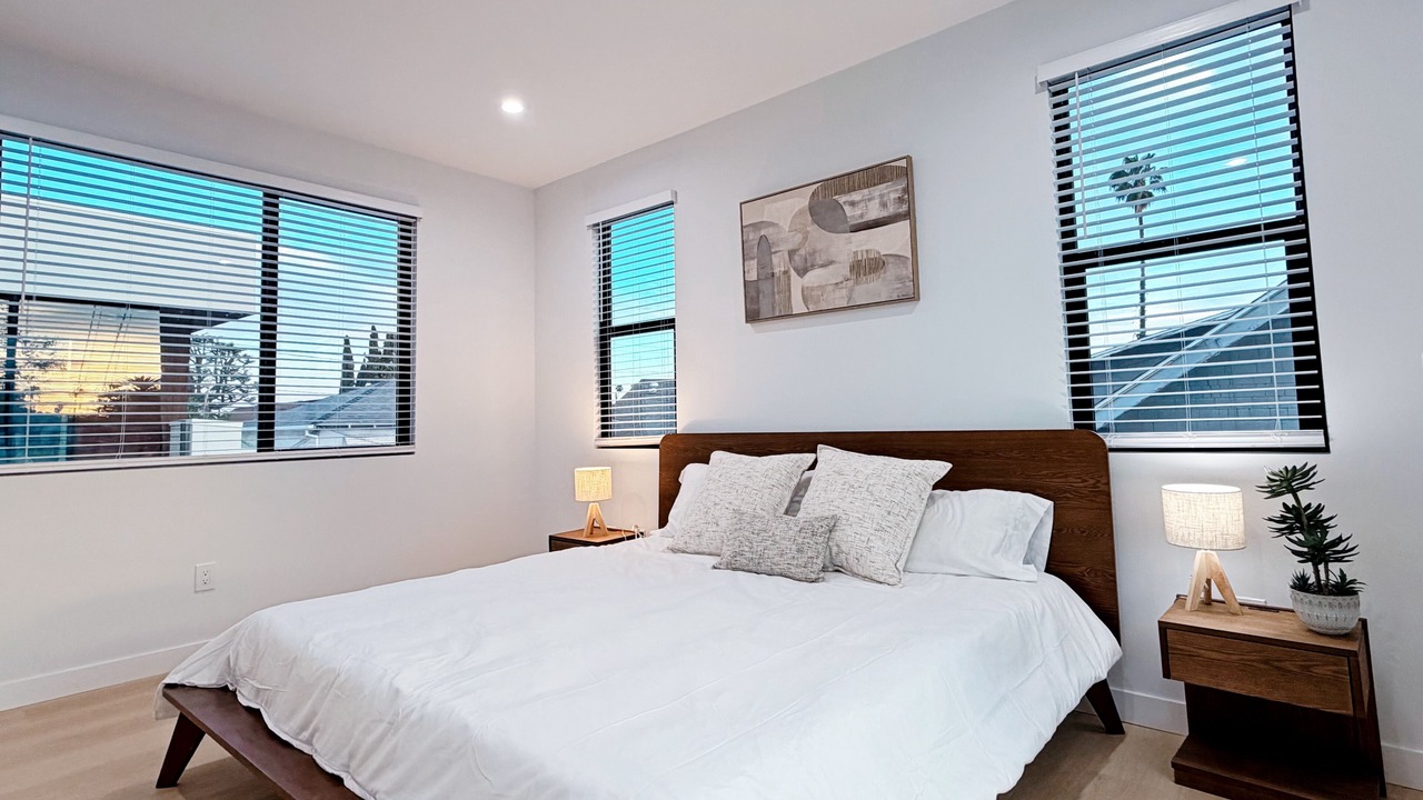 Photo of Bedroom in Mid Central
