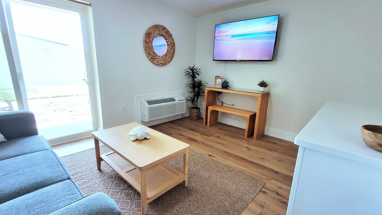 Photo of Livingroom in Thomas Drive