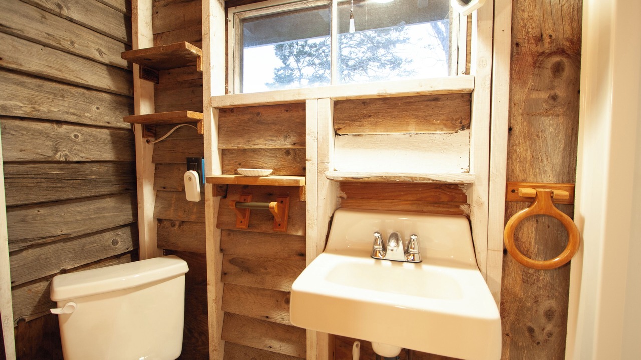 Photo of Bathroom in Brooklin