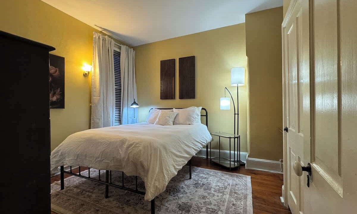 Photo of Bedroom in Harrisburg - Hershey