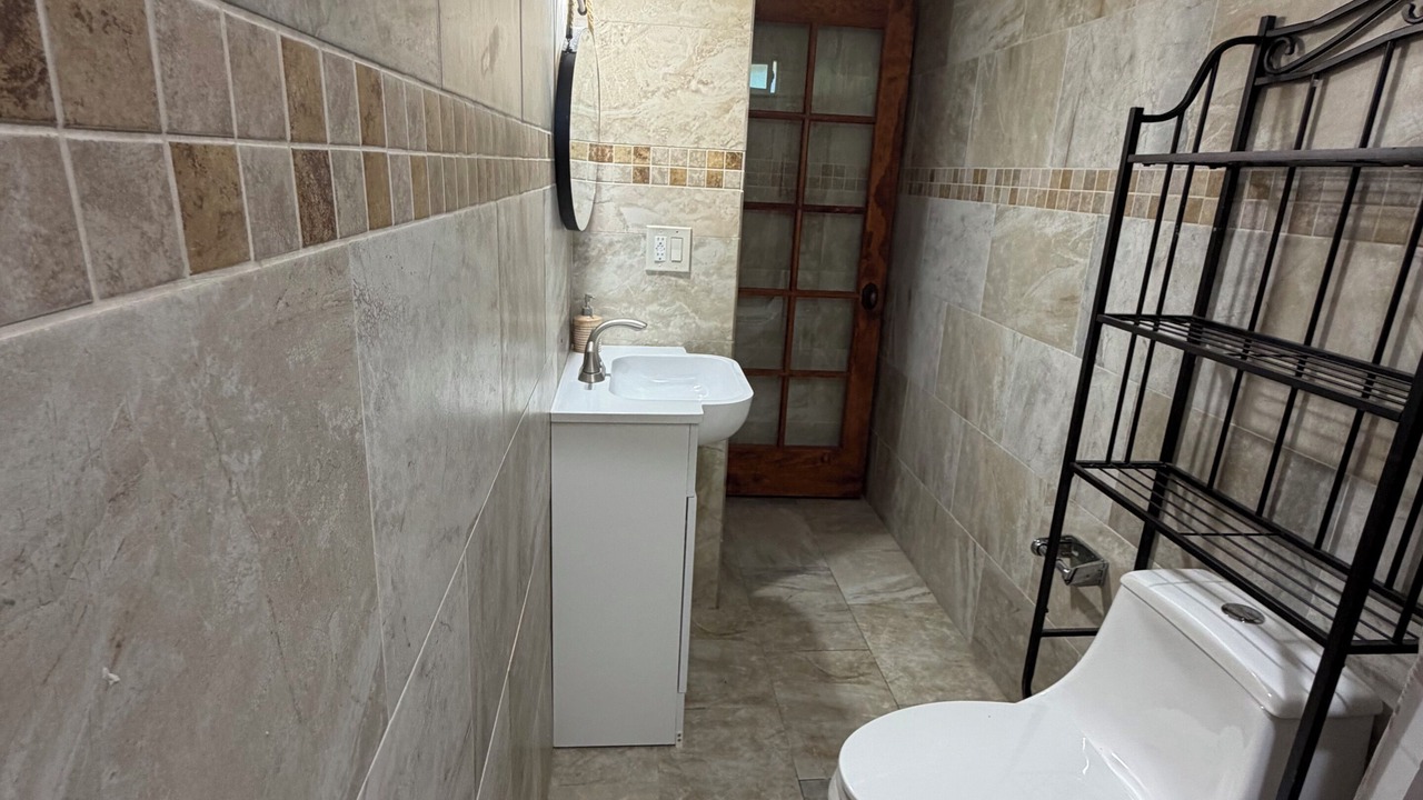 Photo of Bathroom in Woodland Hills