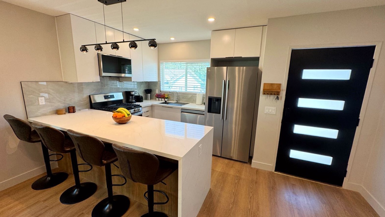 Photo of Kitchen in Woodland Hills