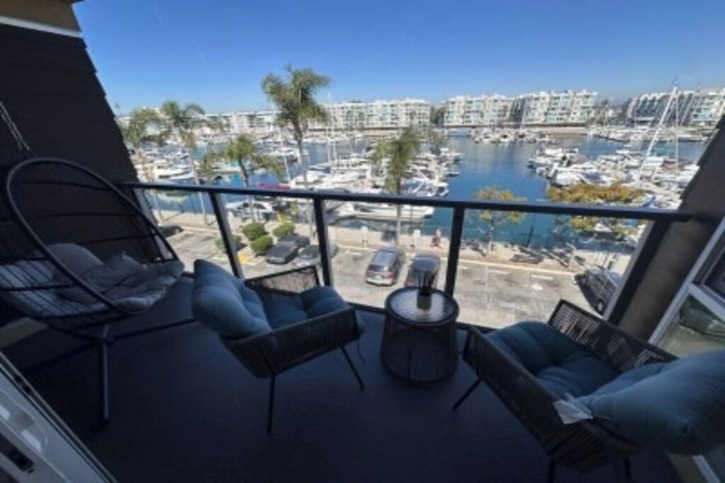 Photo of Outdoor in Silver Strand