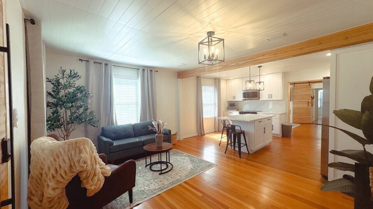 Photo of Livingroom in South Pensacola