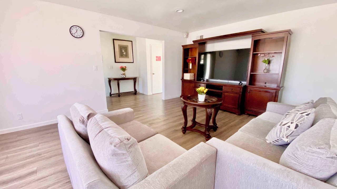 Photo of Livingroom in Walnut Valley