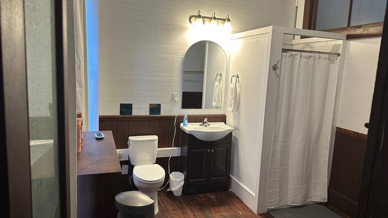 Photo of Bathroom in Historic Downtown Apalachicola