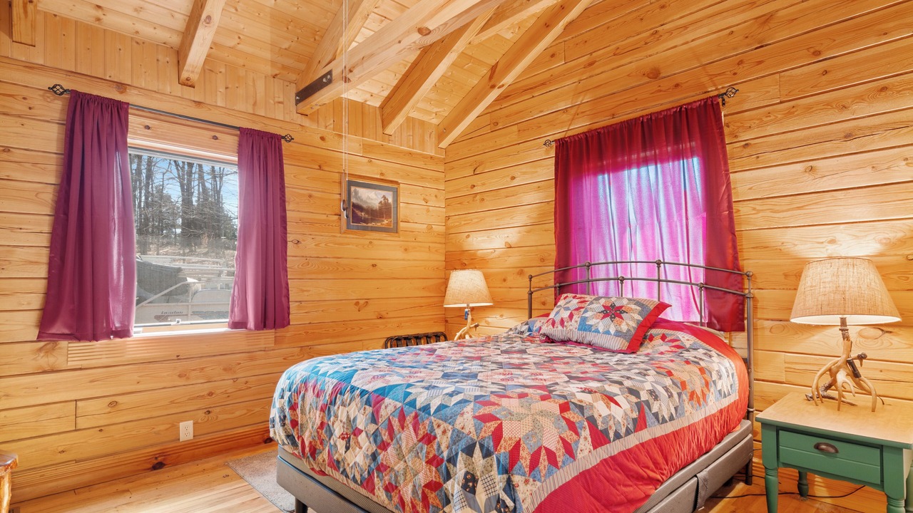 Photo of Bedroom in Marion