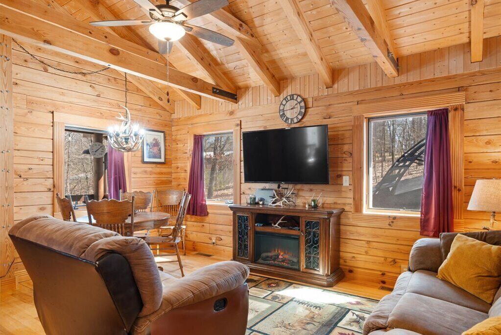 Photo of Livingroom in Marion