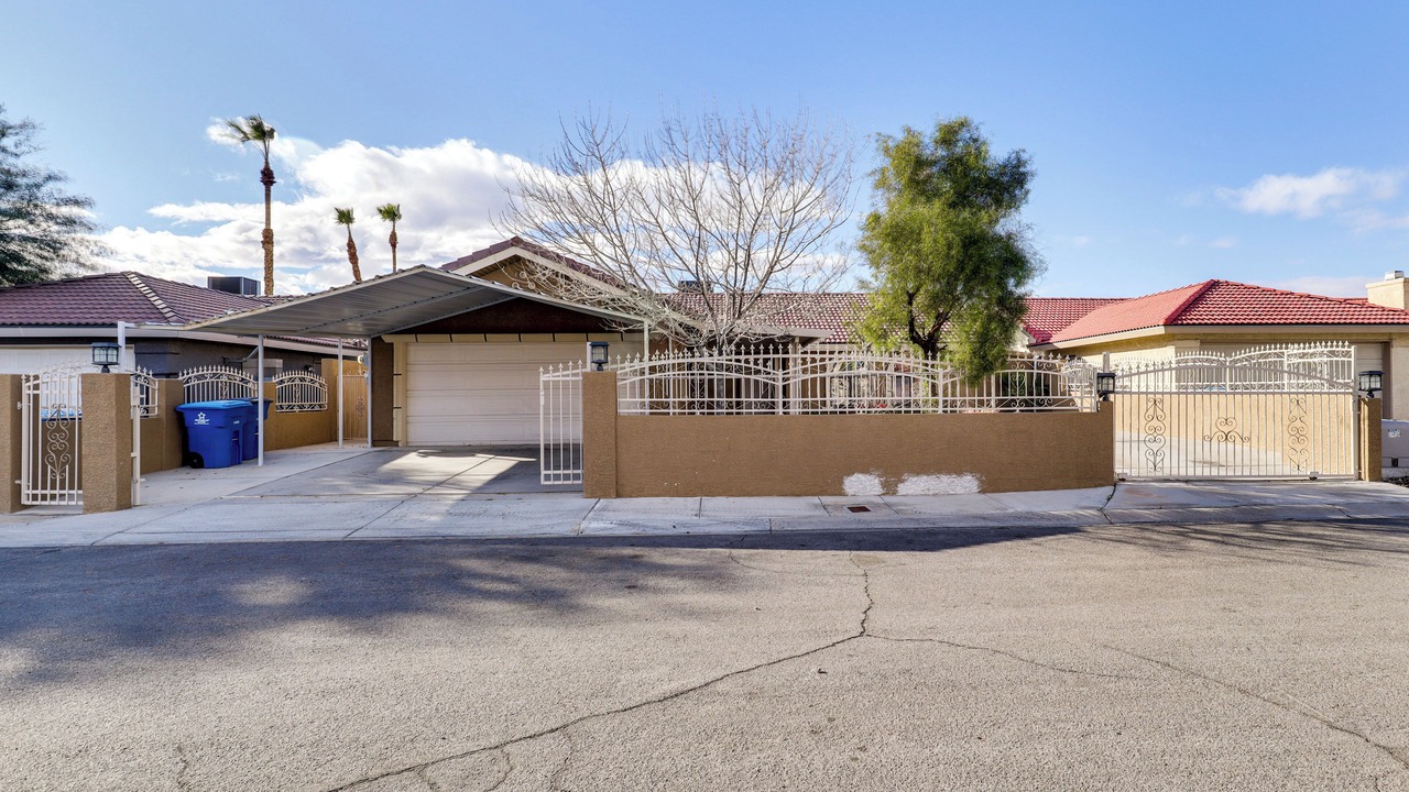 Photo of Outdoor in Sunrise Manor