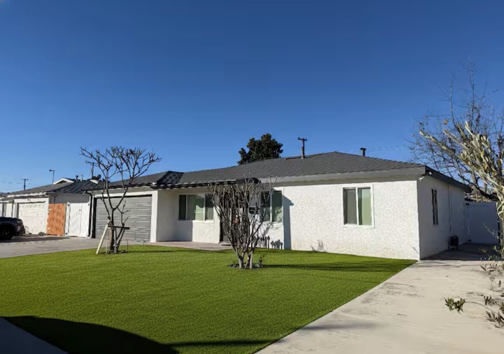 Photo of Outdoor in Midway City