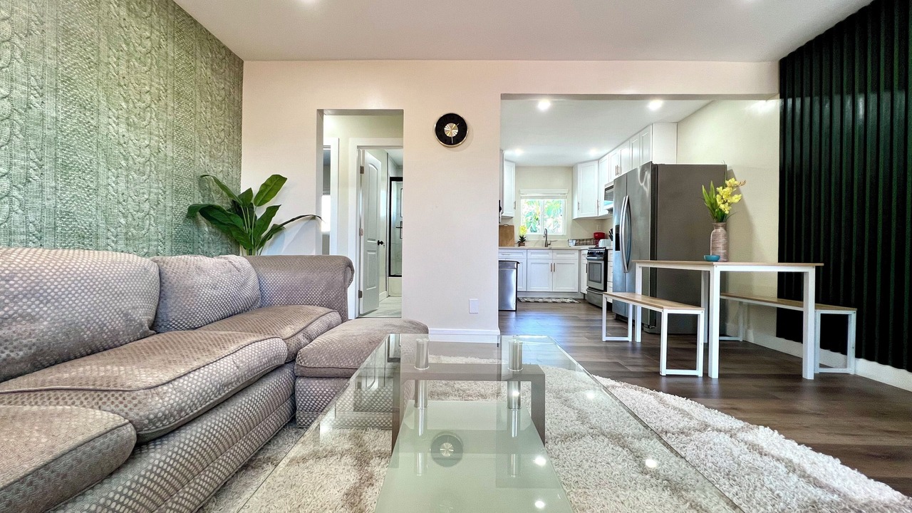 Photo of Livingroom in Downey