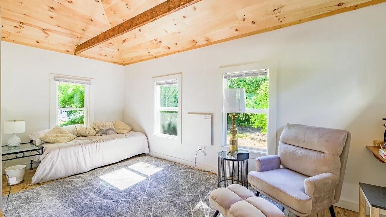 Photo of Livingroom in Friendship