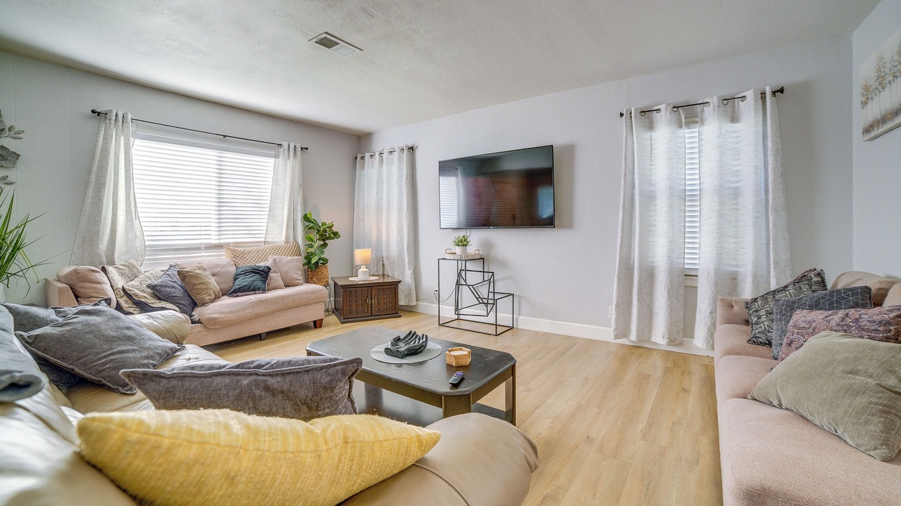 Photo of Bedroom in Riverside