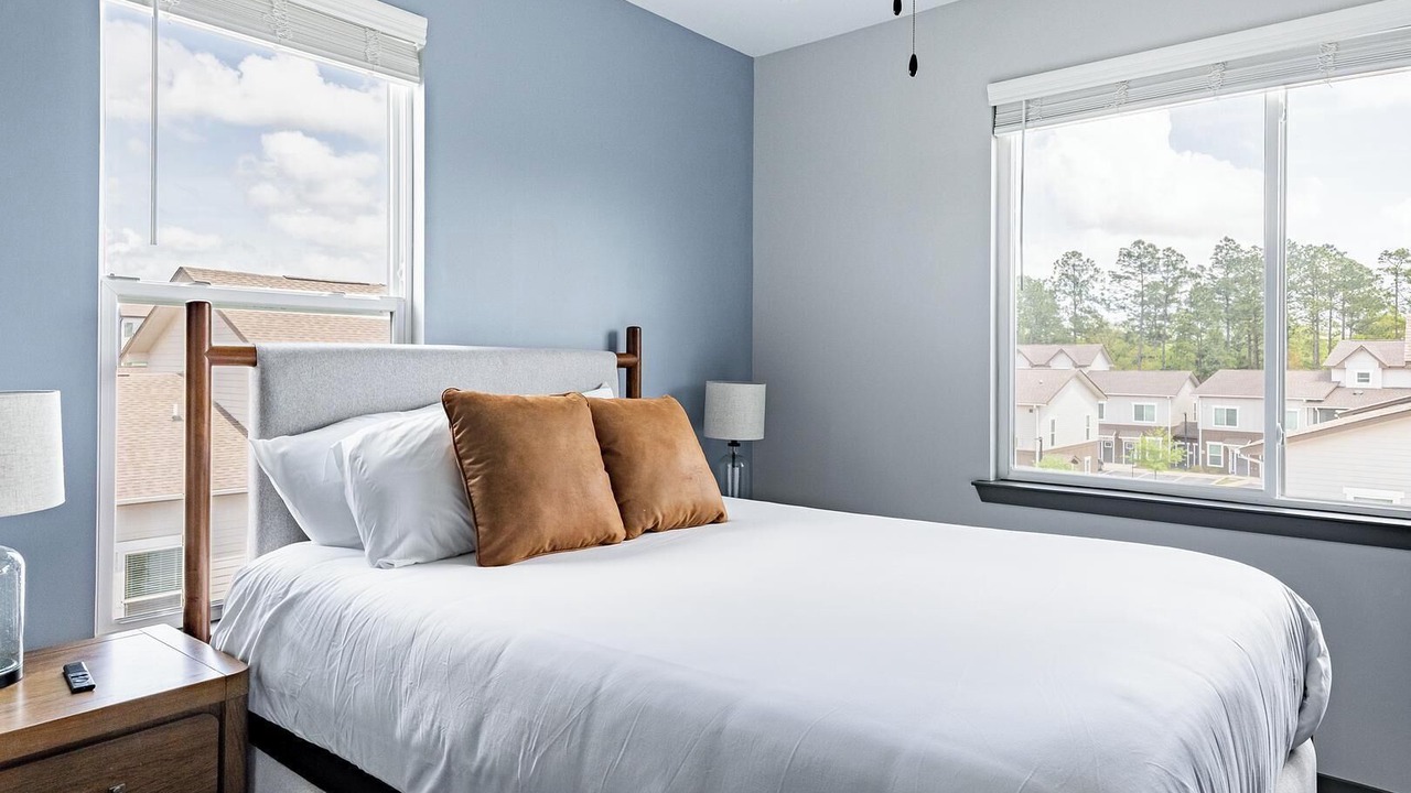 Photo of Bedroom in Northwest Pensacola