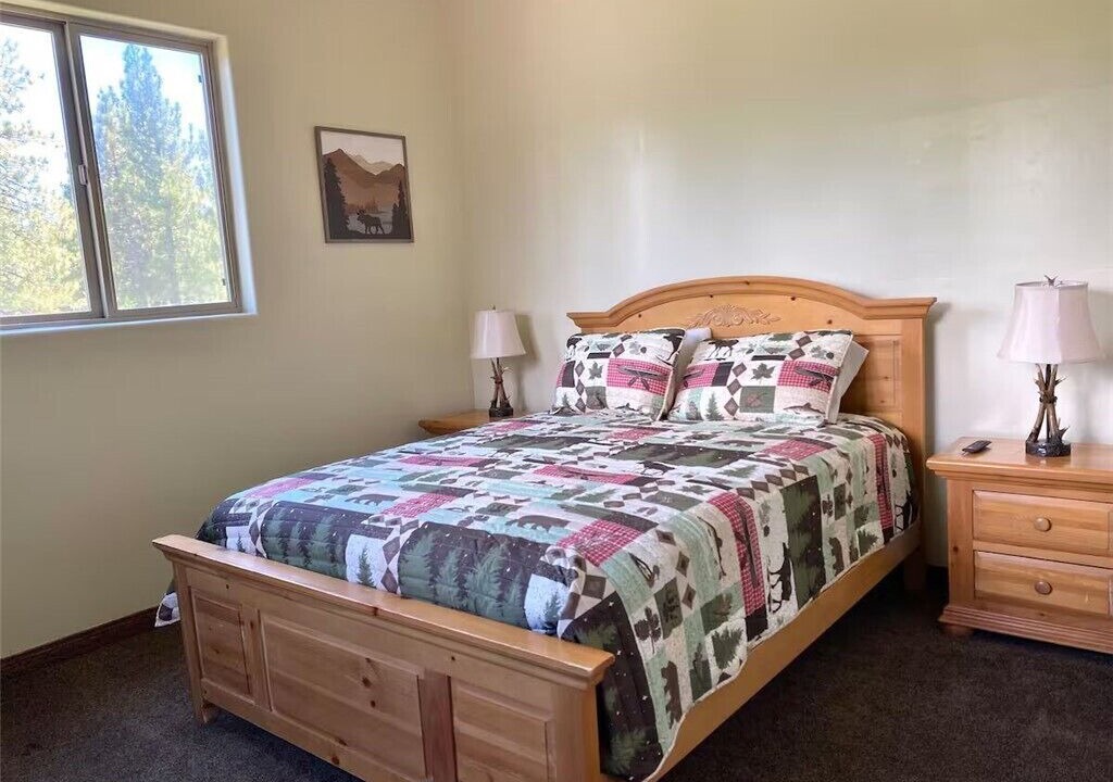 Photo of Bedroom in Big Bear Lake