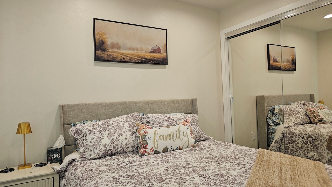 Photo of Bedroom in Buena Park