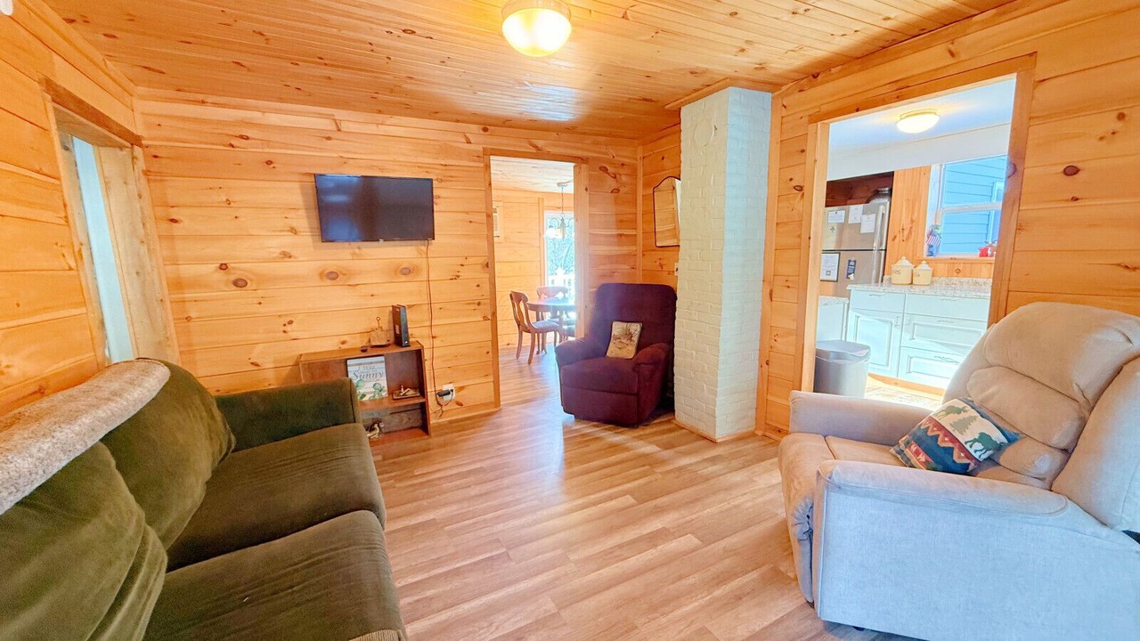 Photo of Livingroom in Greenville