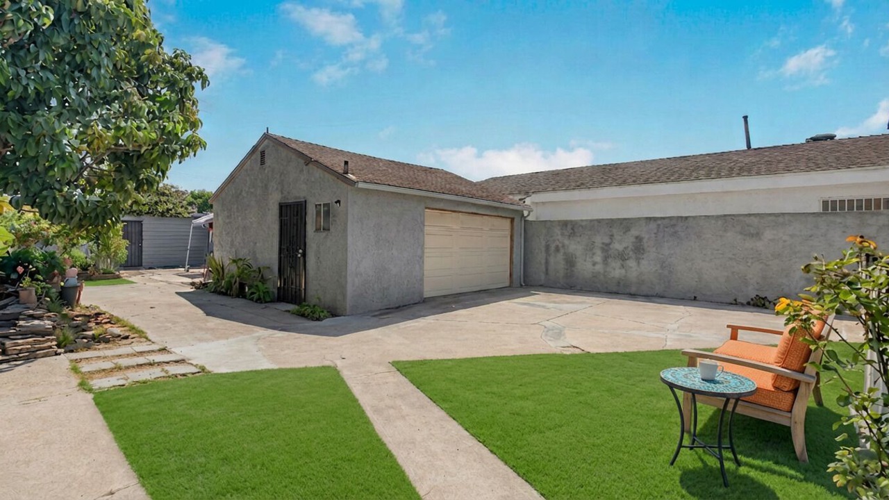 Photo of Patio Balcony in Inglewood