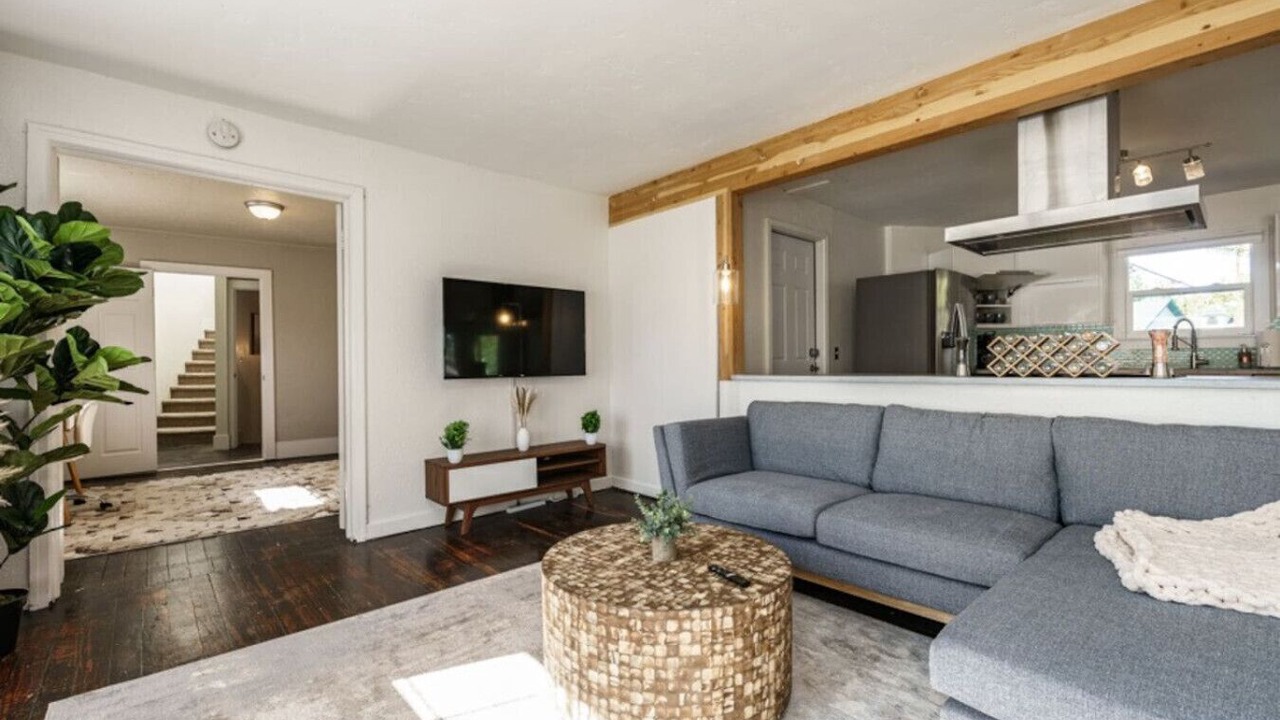 Photo of Livingroom in Veterans Park