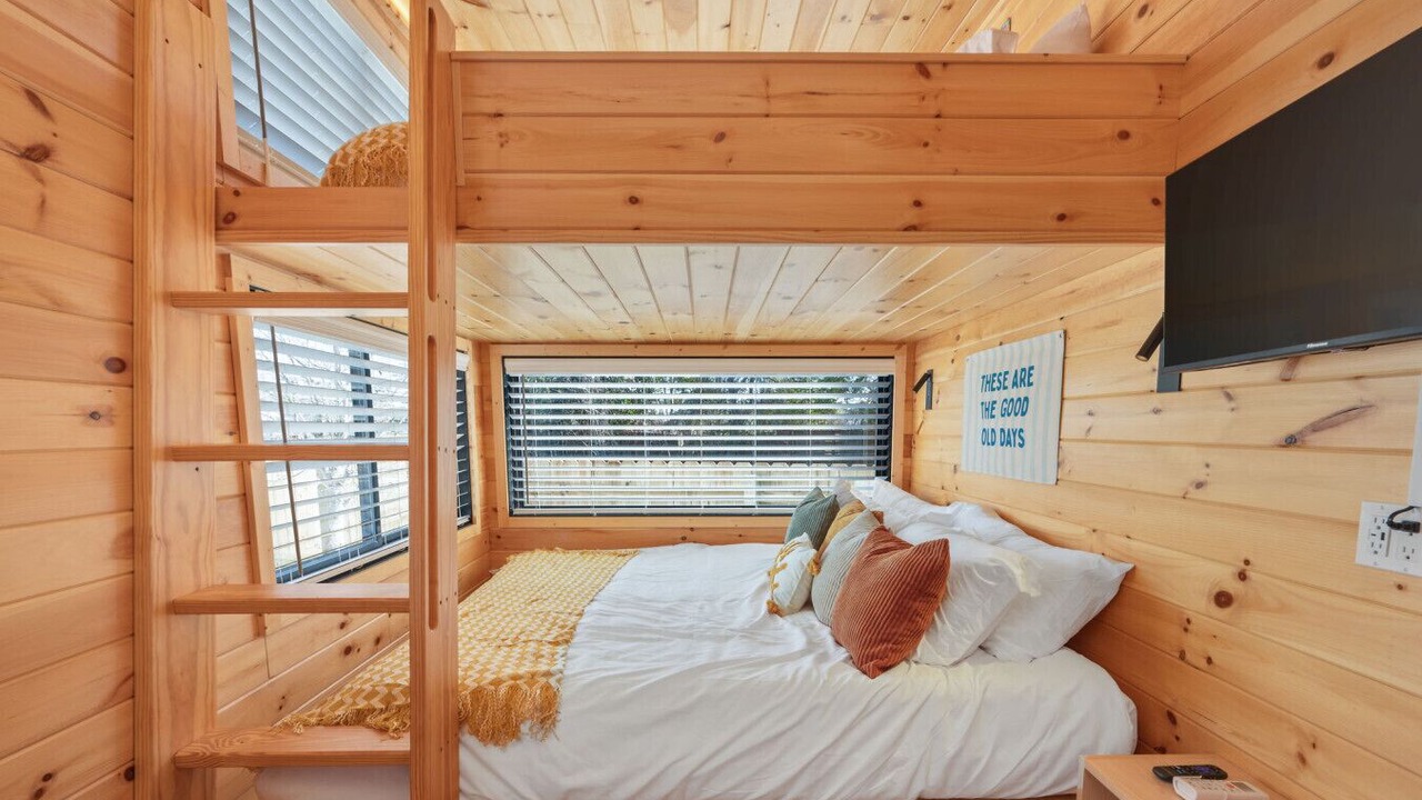 Photo of Bedroom in Mary Esther