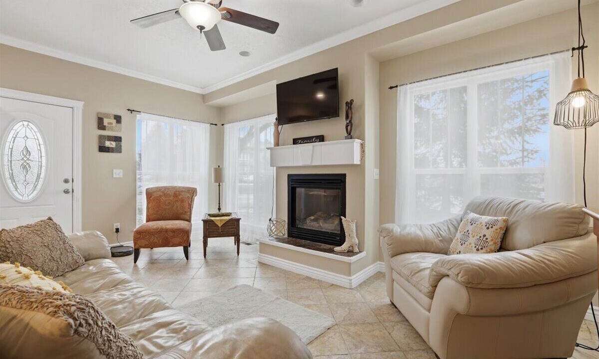 Photo of Livingroom in Sunset