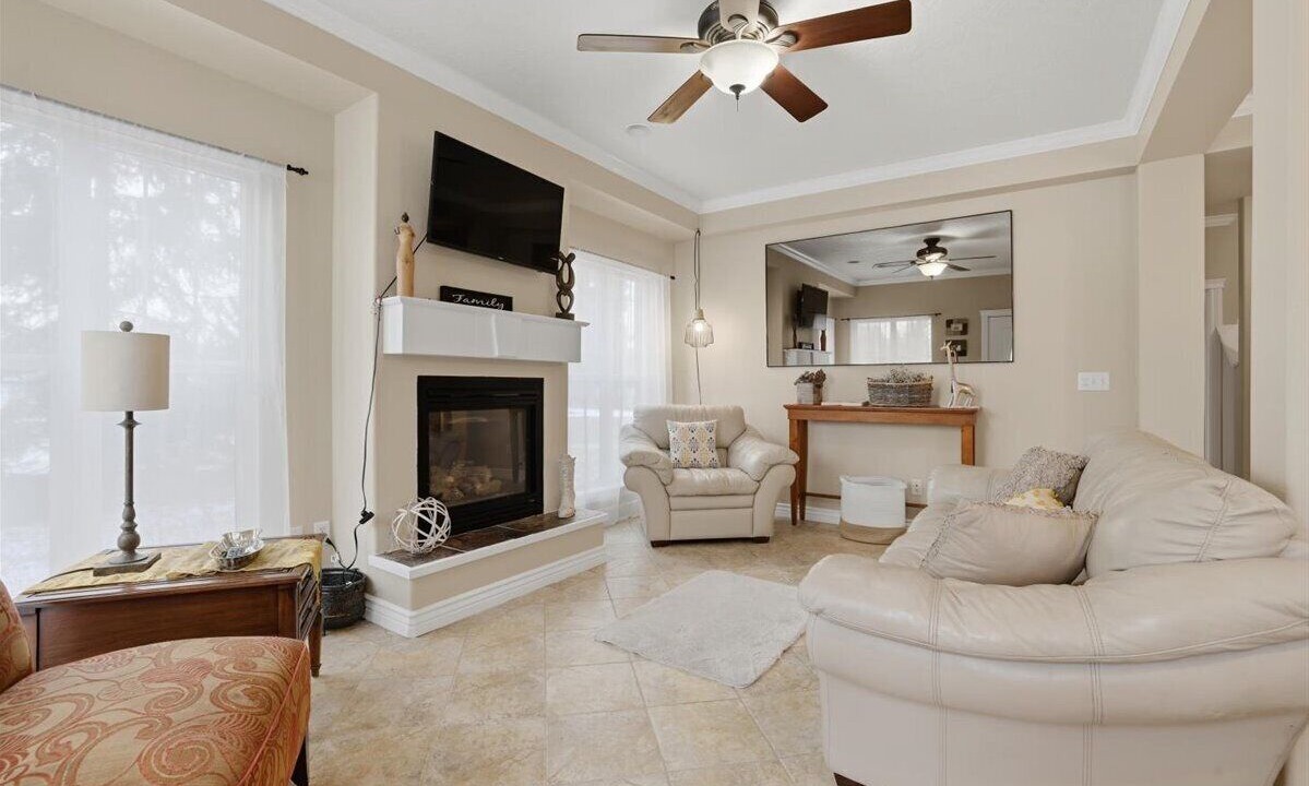 Photo of Livingroom in Sunset