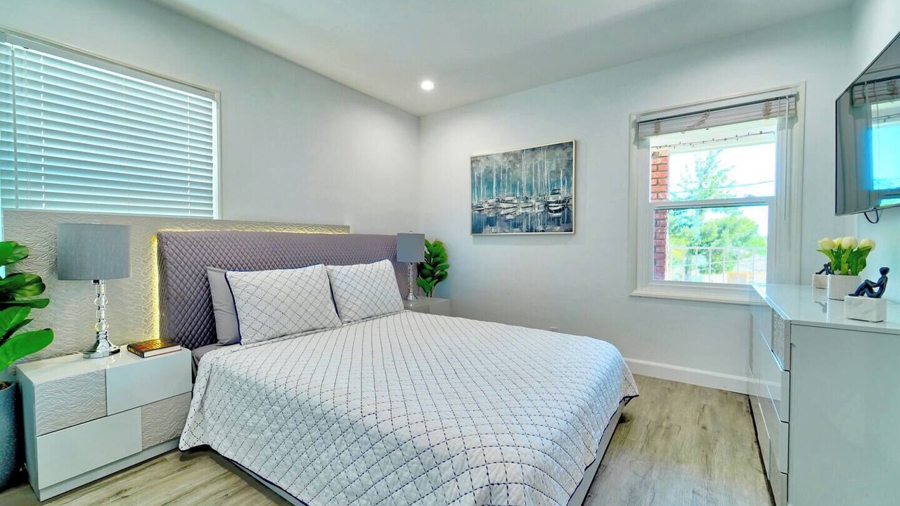 Photo of Bedroom in La Crescenta-Montrose
