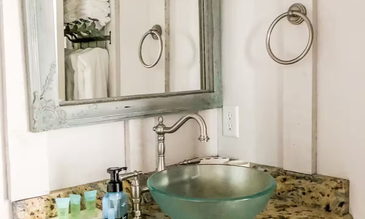 Photo of Bathroom in Orange Beach