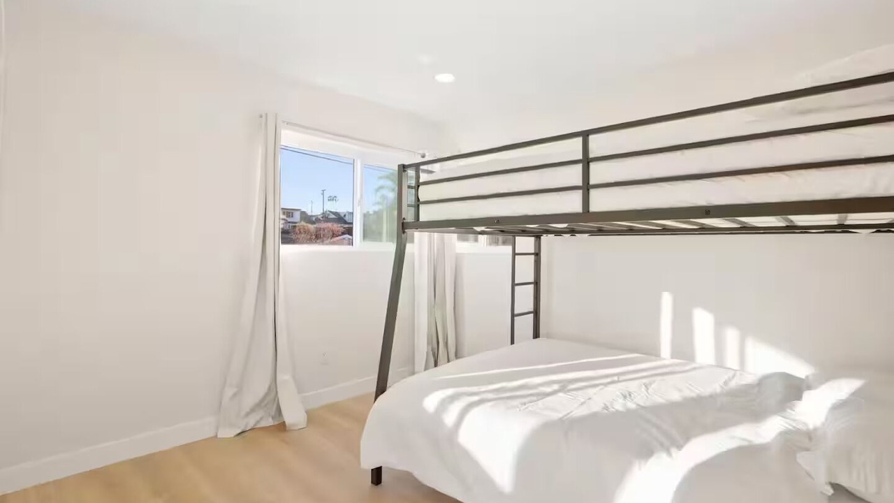 Photo of Bedroom in Lake Murray