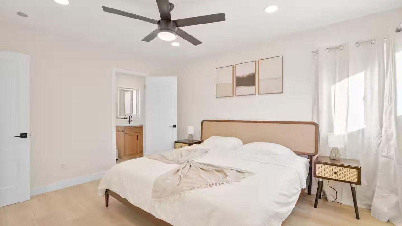 Photo of Bedroom in Lake Murray